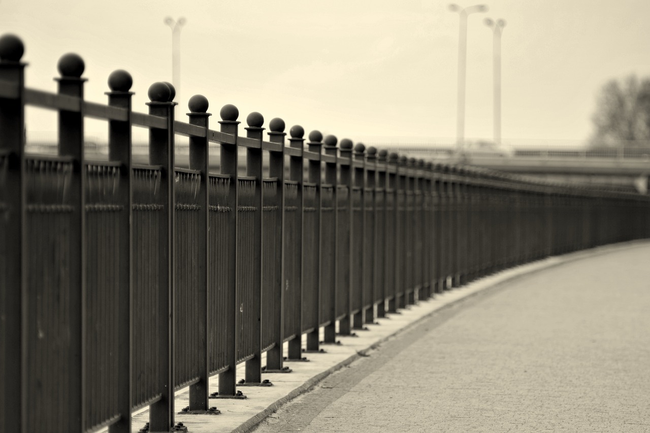 不锈钢栏杆价格详解,市场趋势、影响因素及选购指南