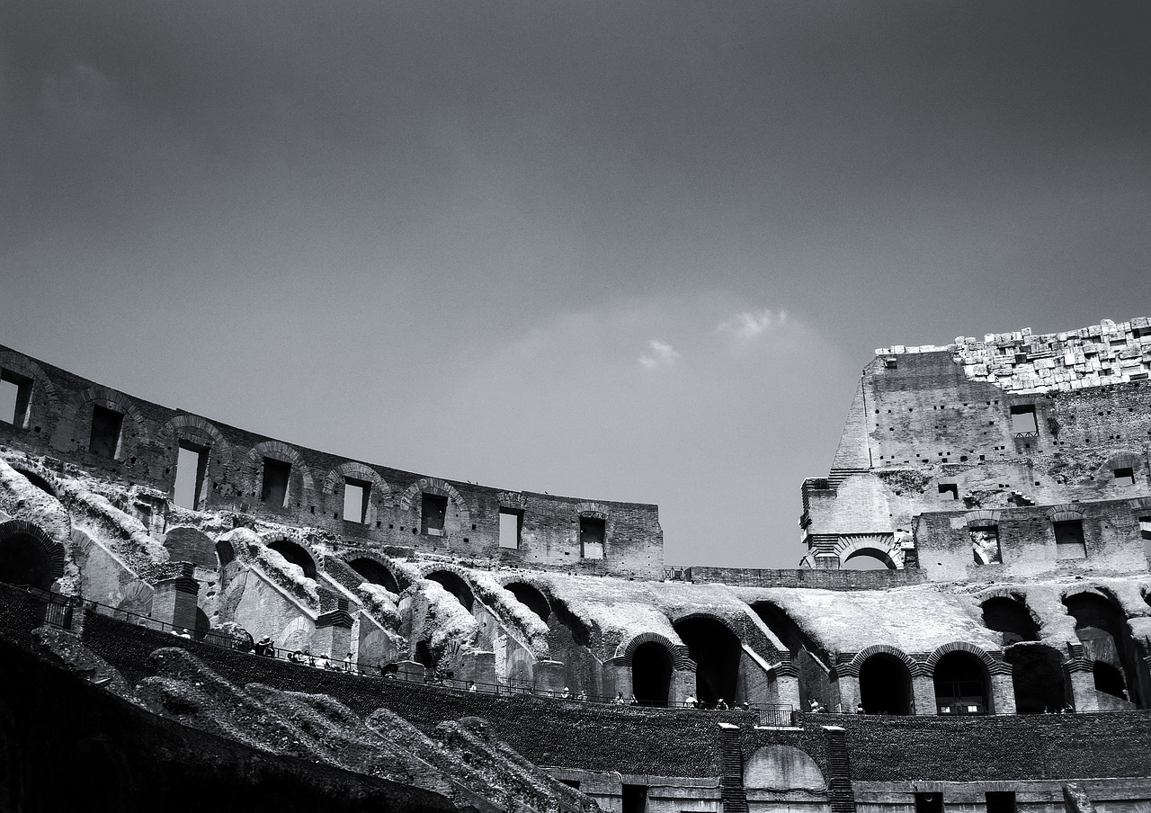 易中天话剧最新动态,舞台上的历史与文化的激烈碰撞