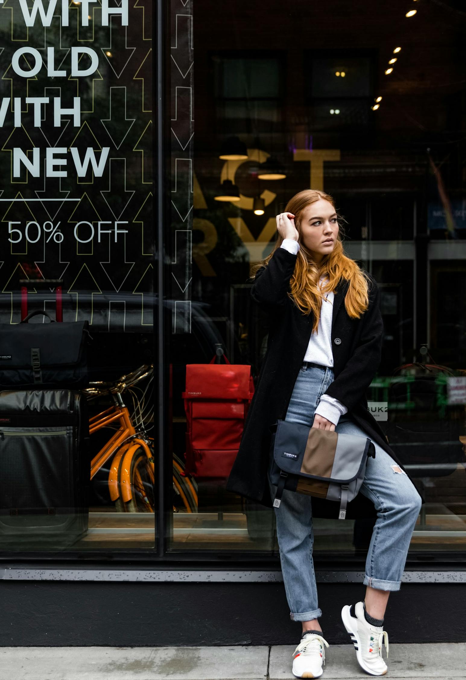 时尚后街男鞋新款引领潮流,展现个性魅力