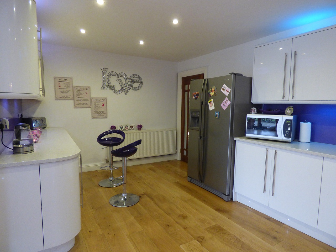 现代电视的种类繁多与独特魅力