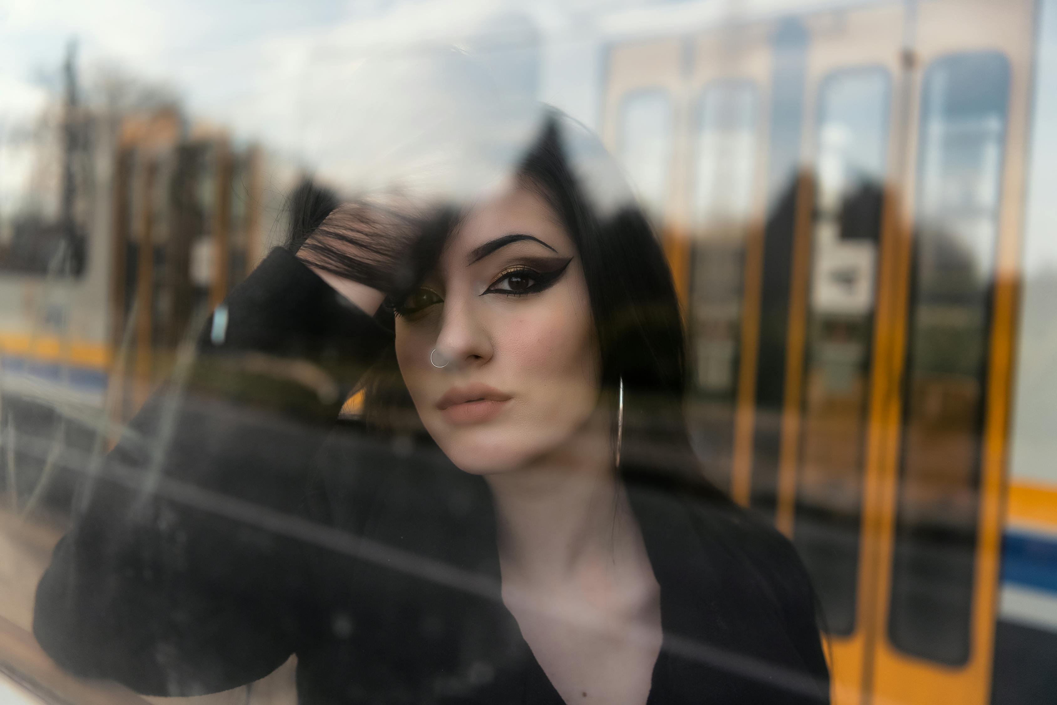 下一站别离演员表及深度角色解析