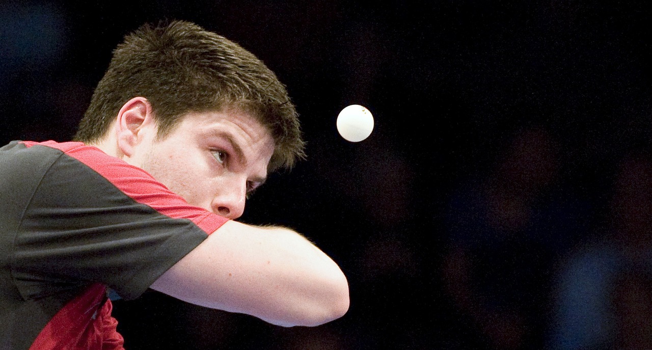 学校激情与技术对决,乒乓球单打挑战赛