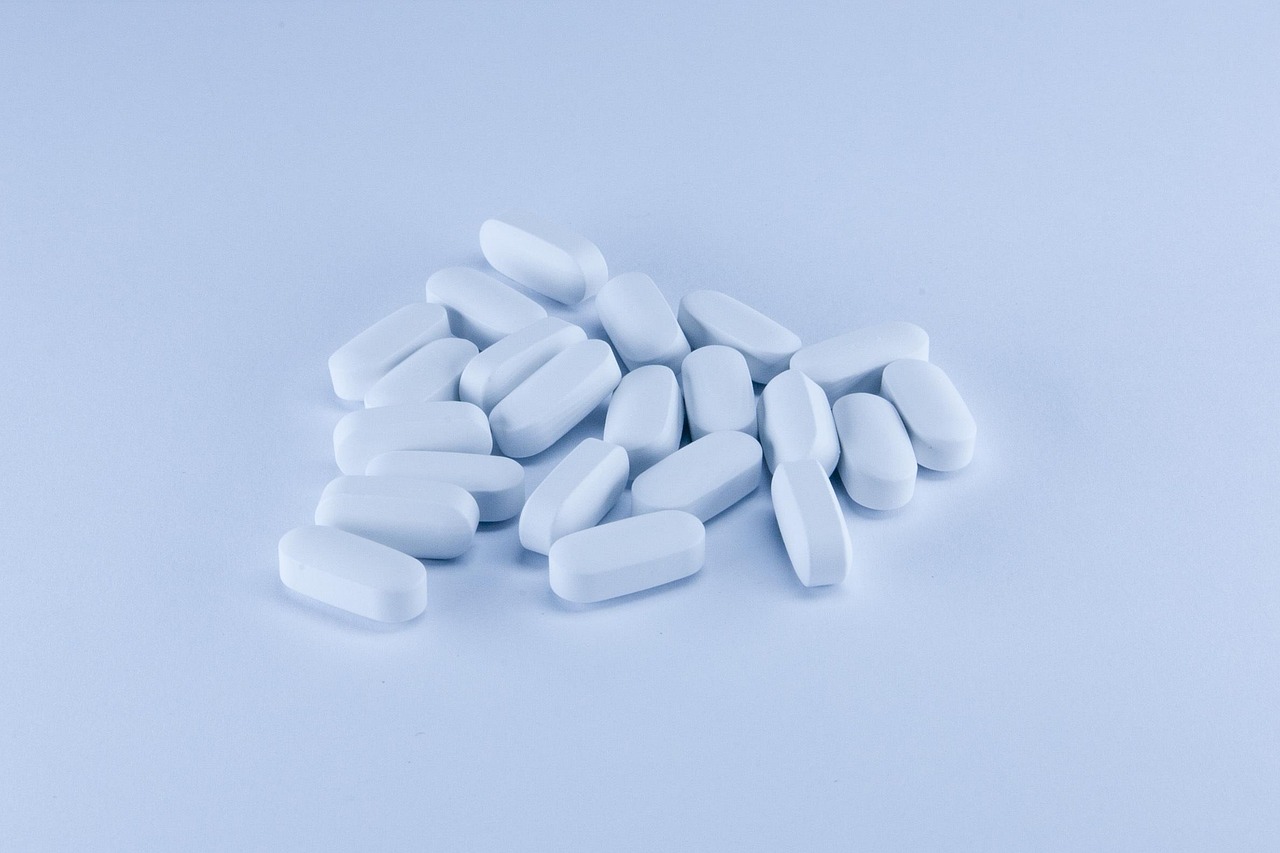 新冠肺炎最新症状研究,进展、影响及启示