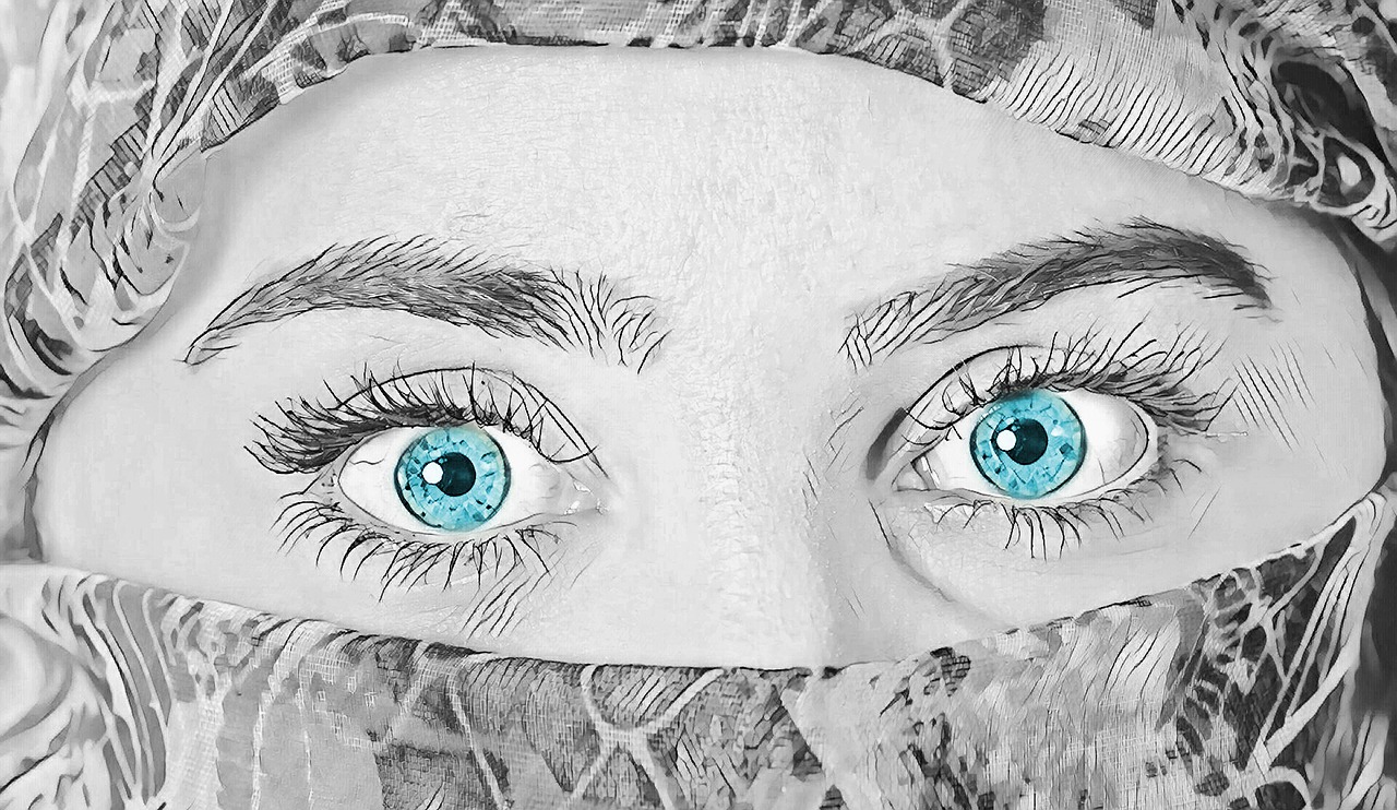 时尚潮流下的眉妆变革,盘点2017年热门眉型流行趋势