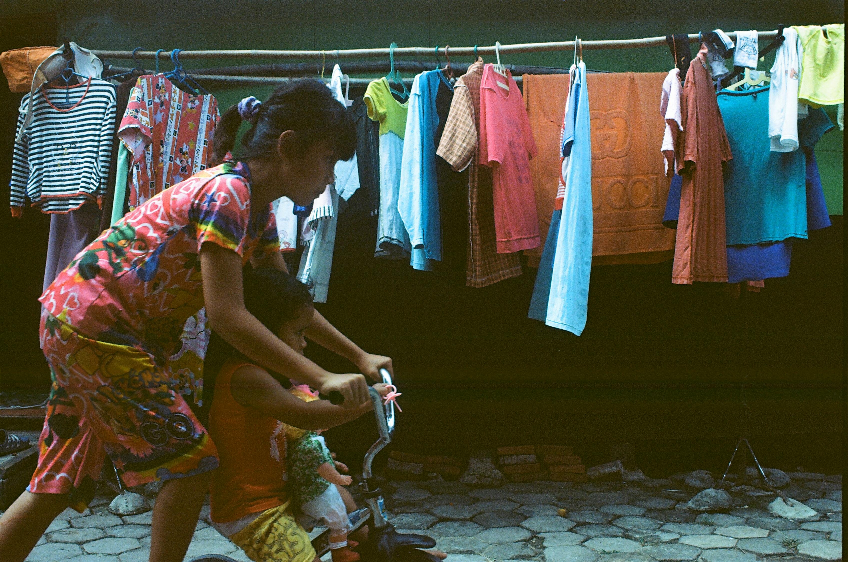 电影瞧这一家子,家庭情感与生活的生动缩影