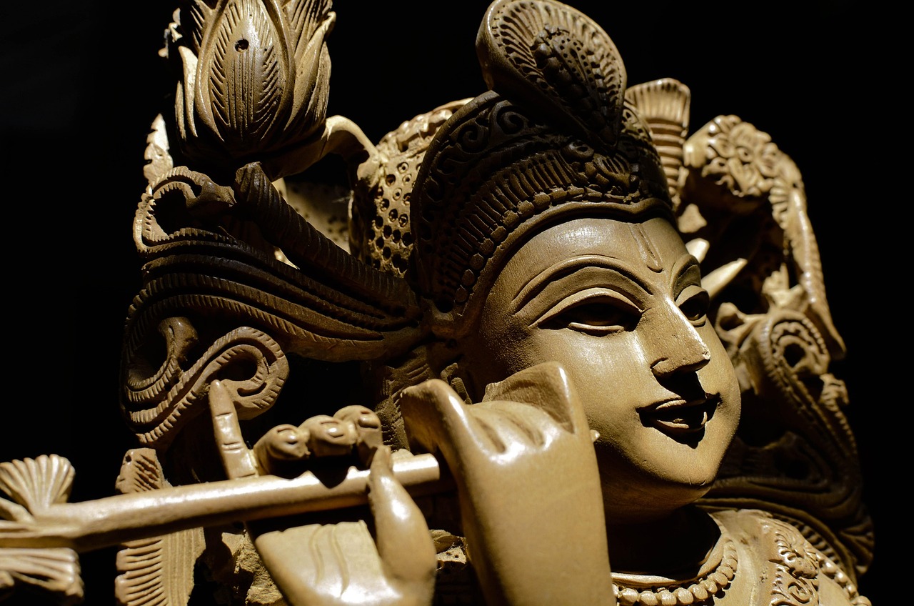 木雕艺术的市场行情深度解析