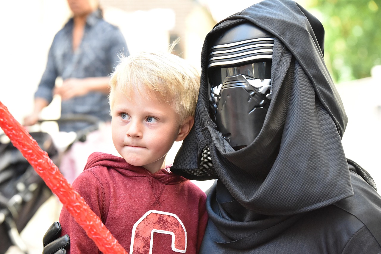 银幕上的师生恋,情感交织的电影之旅