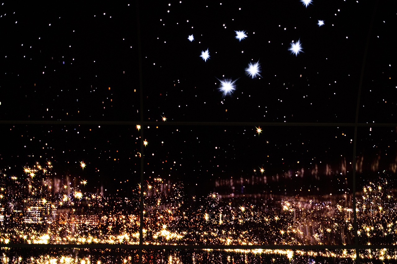 影视新星章贺,星光熠熠的演技之旅