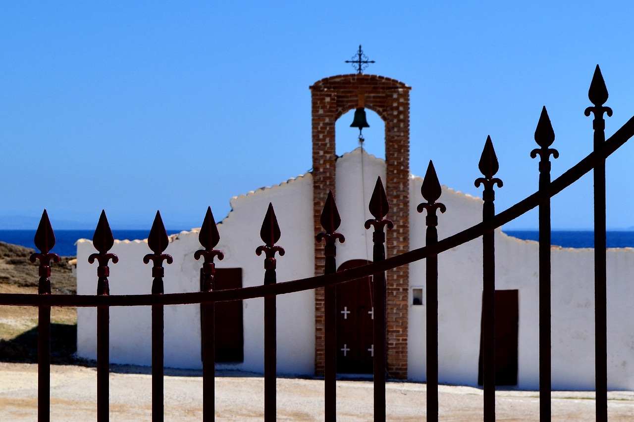 动漫头像男生冷酷带剑,形象塑造背后的故事与深意