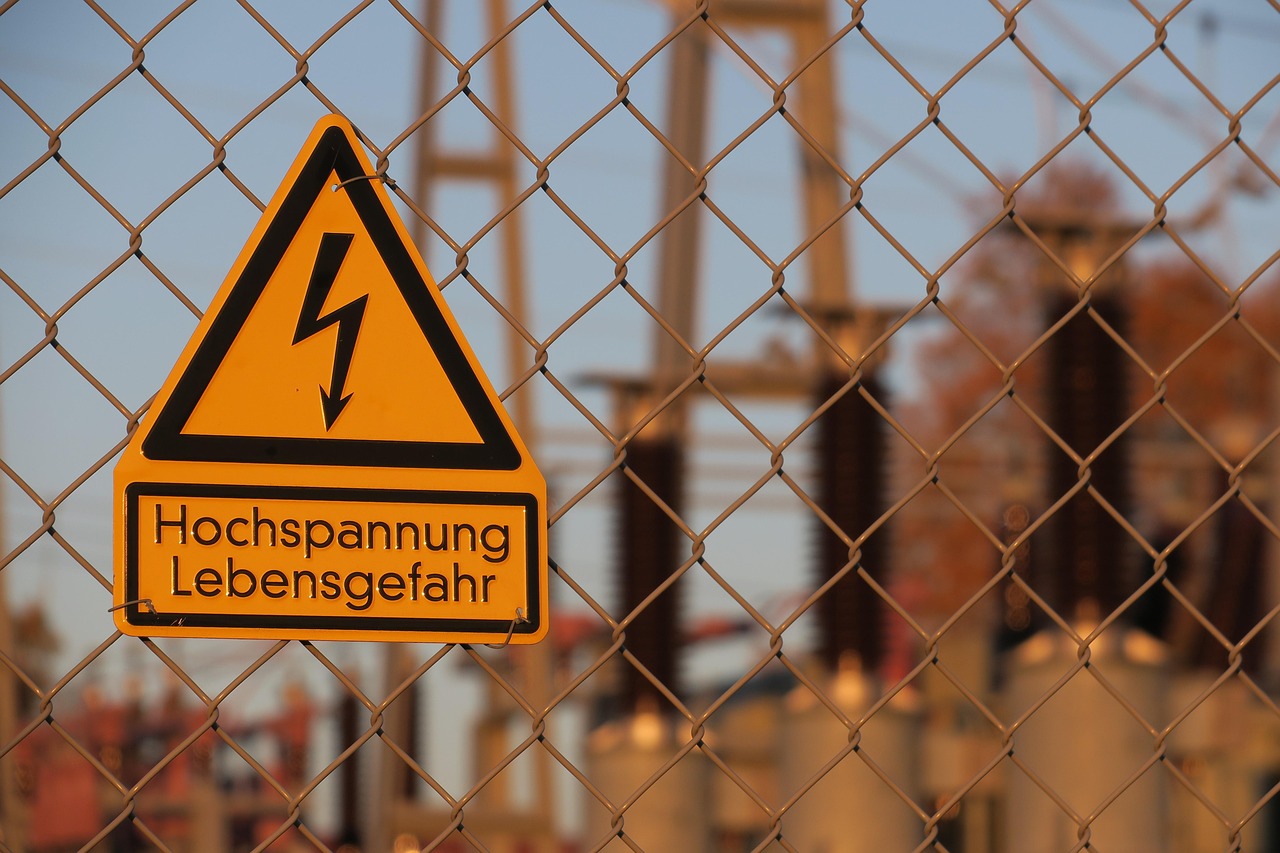 最新网络诈骗案例深度解析与警示