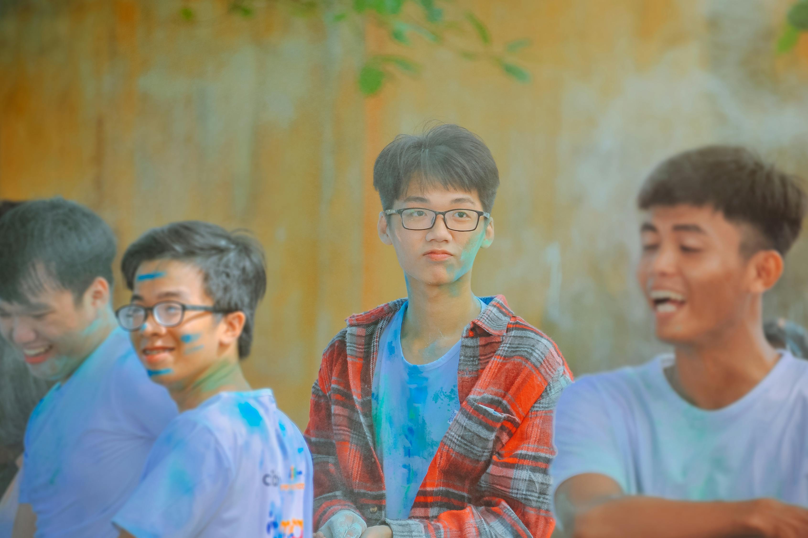 校园拔河比赛,团结与拼搏的较量,展现校园风采的较量时刻