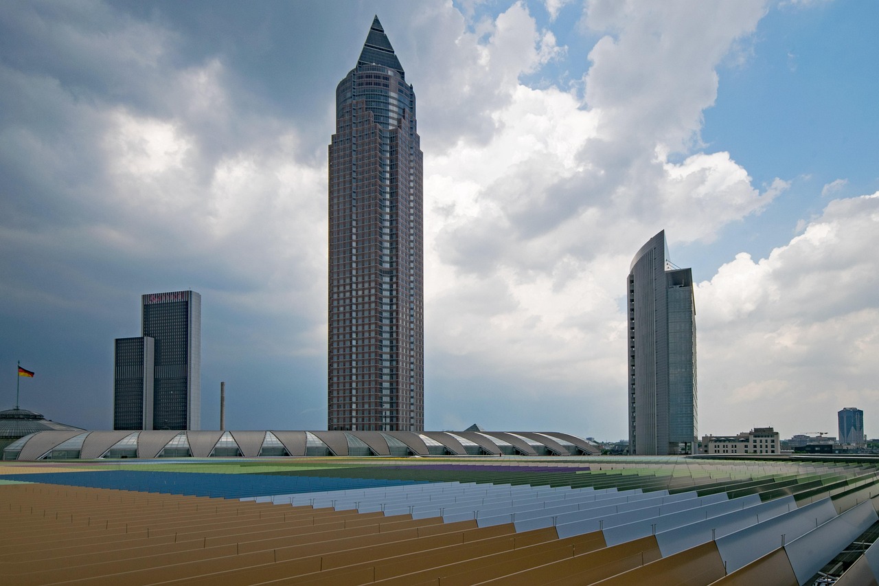 宁夏废铁价格动态,影响因素、市场走势分析与实时更新