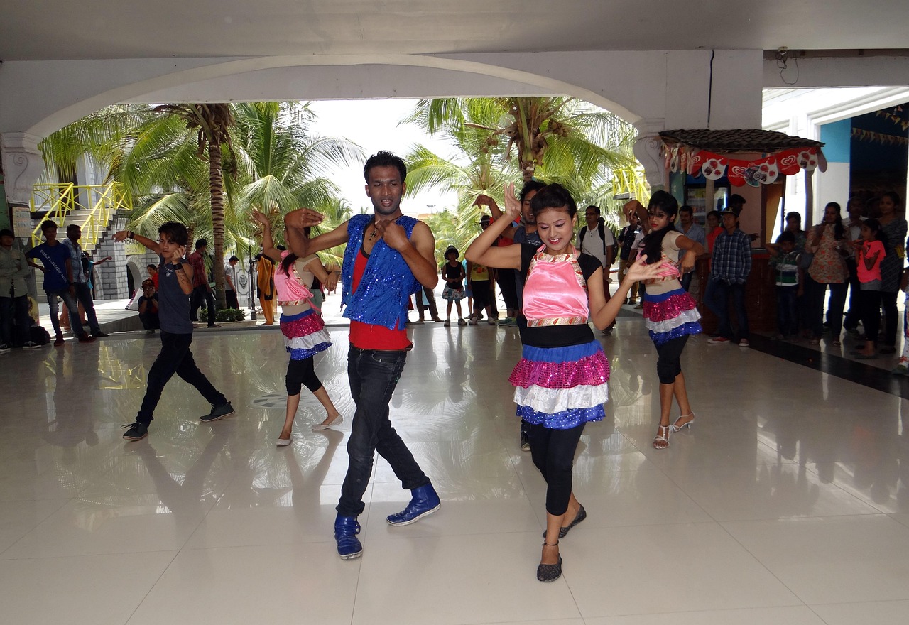 最新安踏动态,引领潮流,持续创新,展现新潮风采