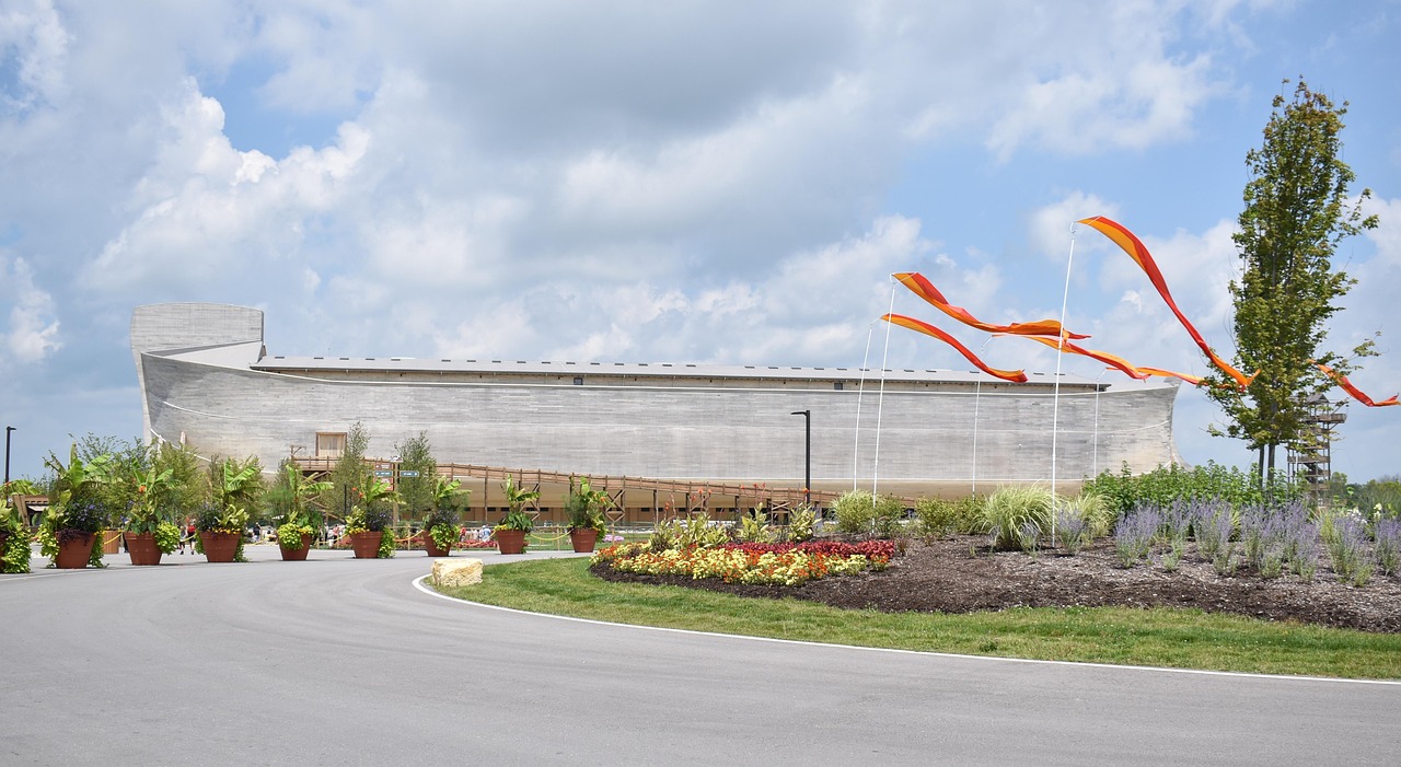 华讯方舟股份有限公司引领科技创新,塑造未来智能生态新篇章