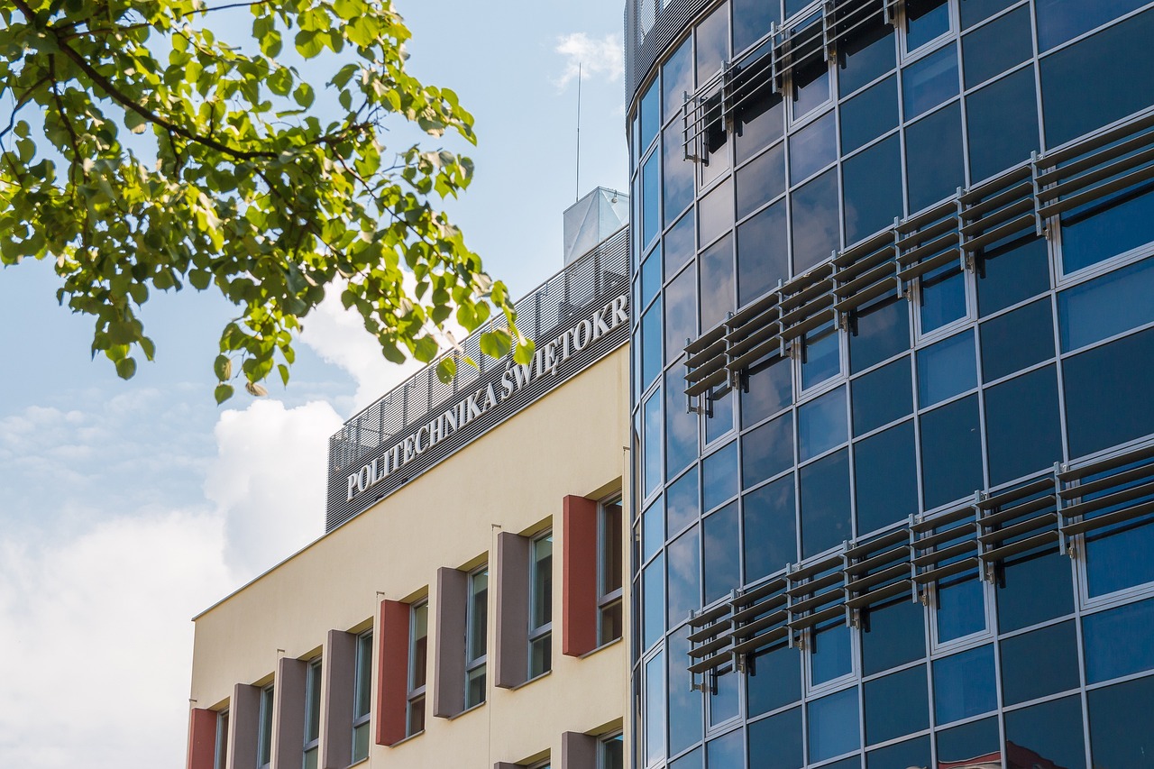 河南理工大学最新公告