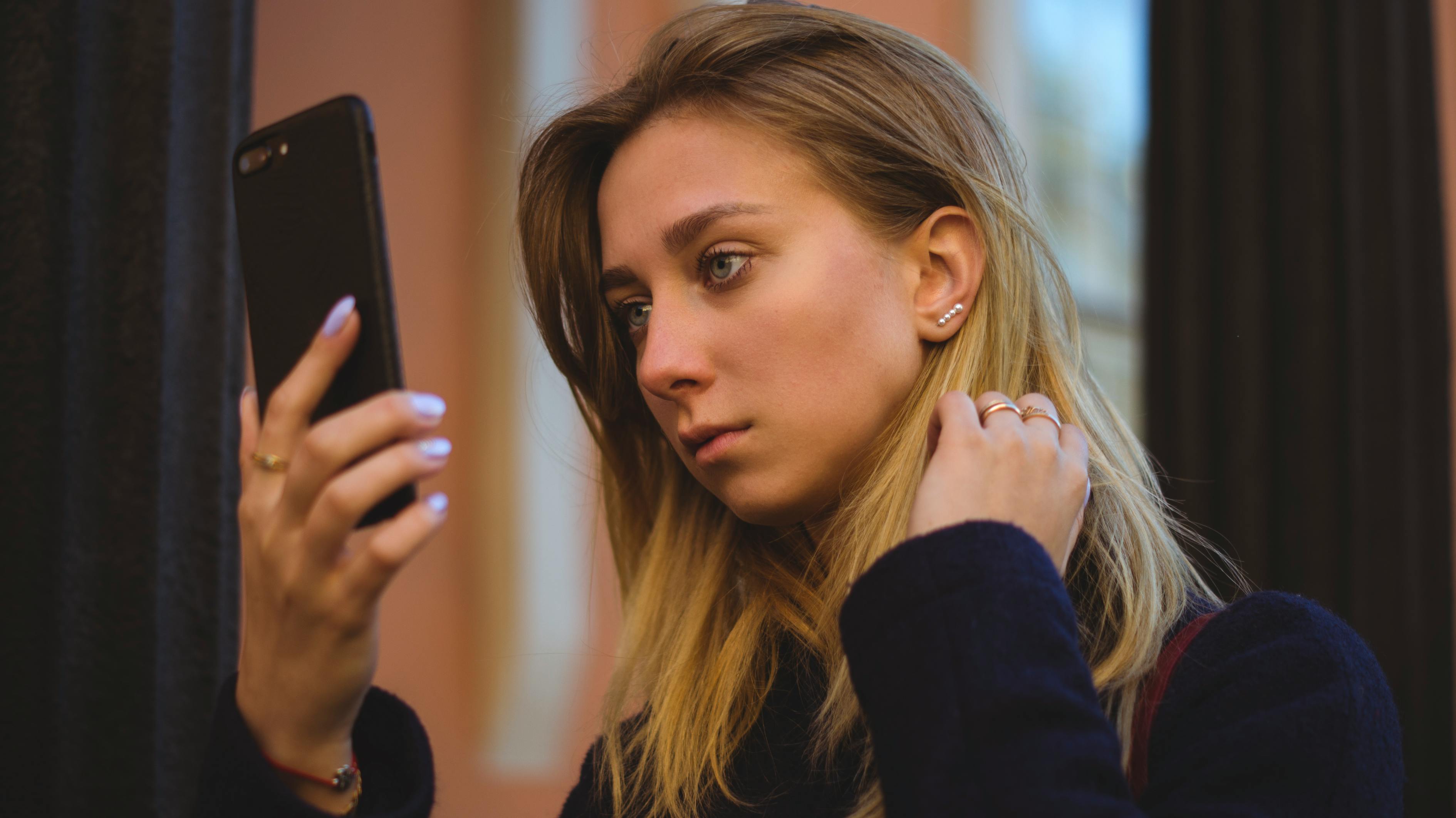 出轨女人的电影故事与反思