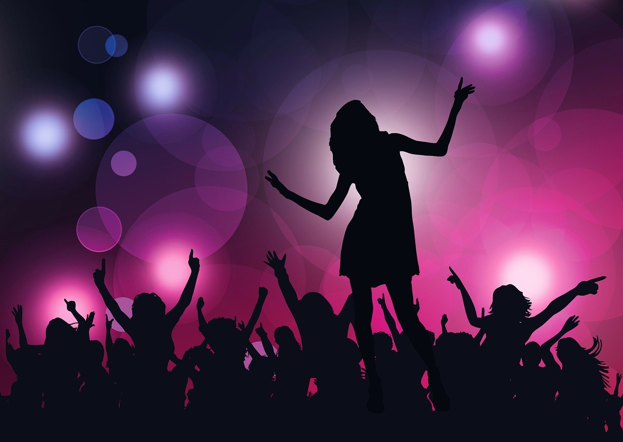 电视剧夜色暗涌时,情感与故事的交织之夜