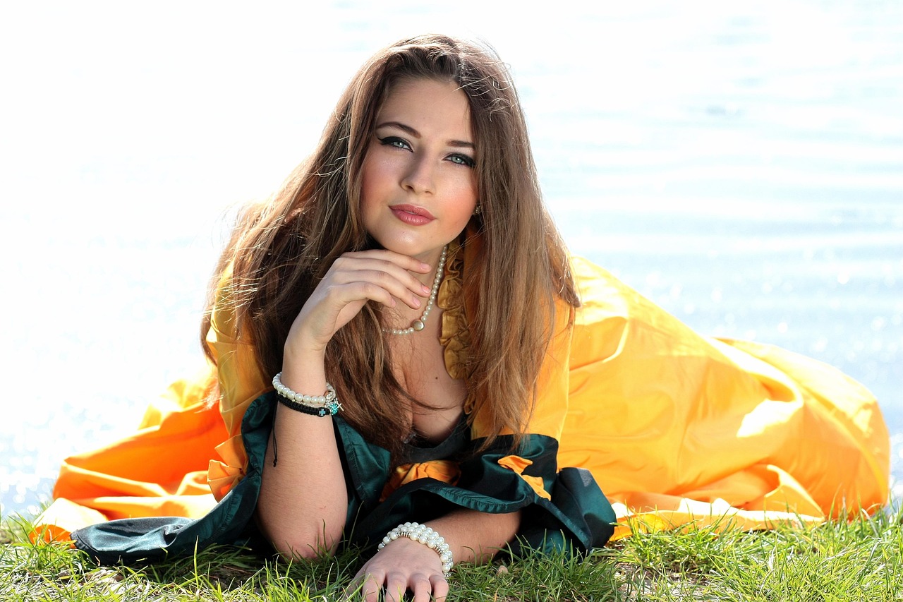 最新美发技巧与时尚造型秘诀探索