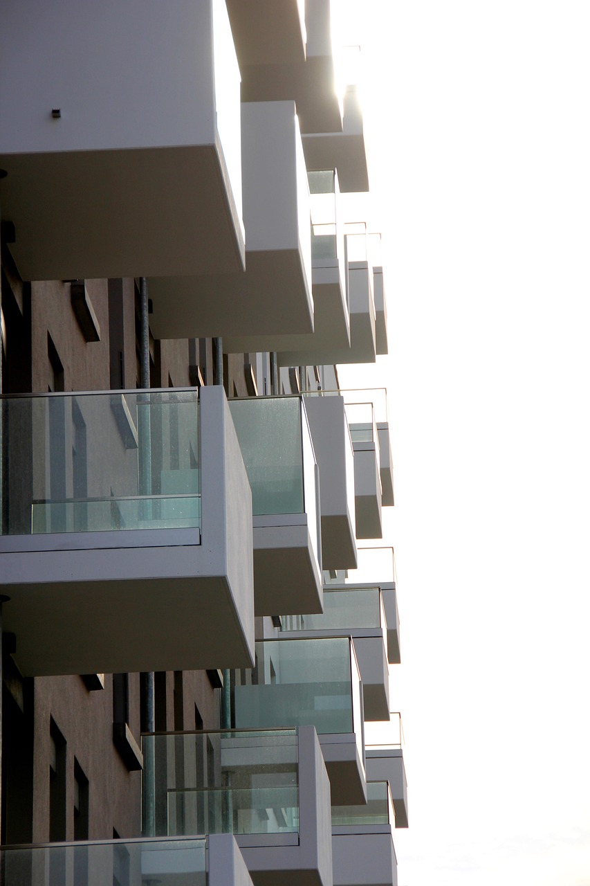 最新房产价格动态,市场趋势、影响因素及未来展望分析