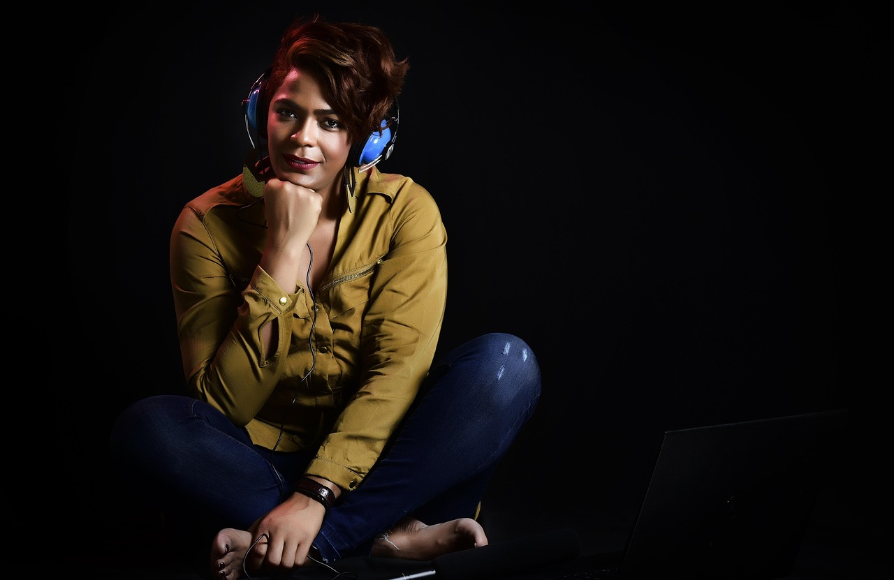 桃色电影,探索成人影视世界的魅力与挑战