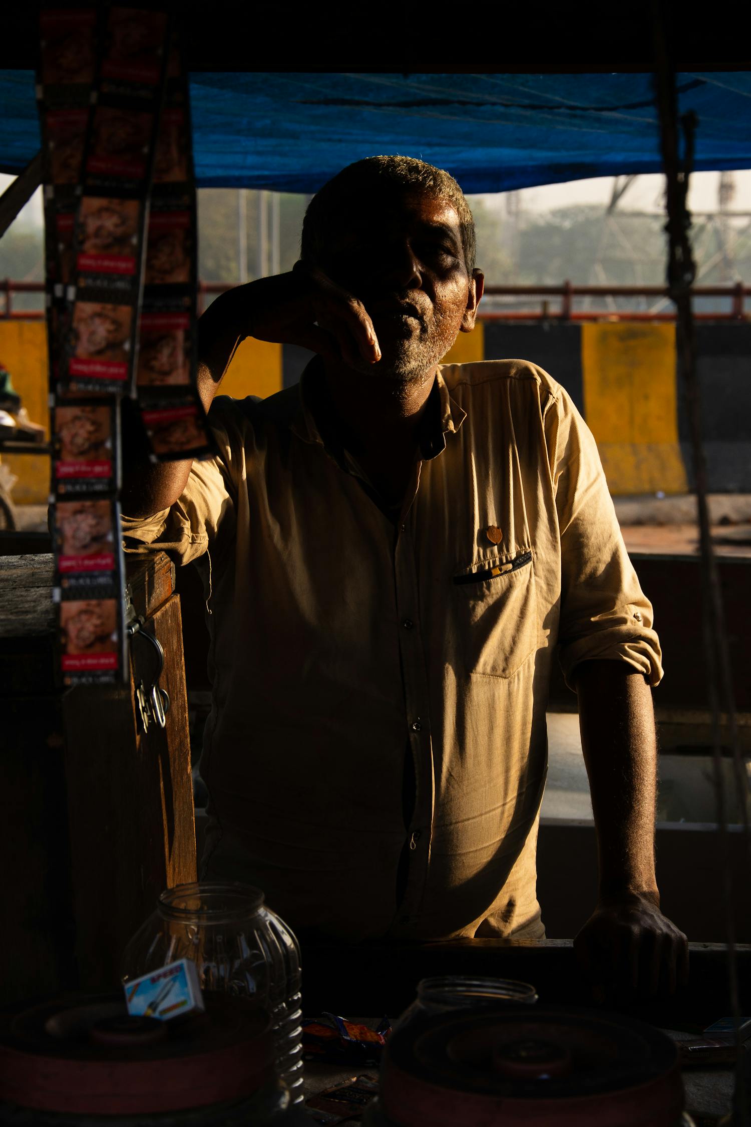 桃色电影,探索成人影视世界的魅力与挑战