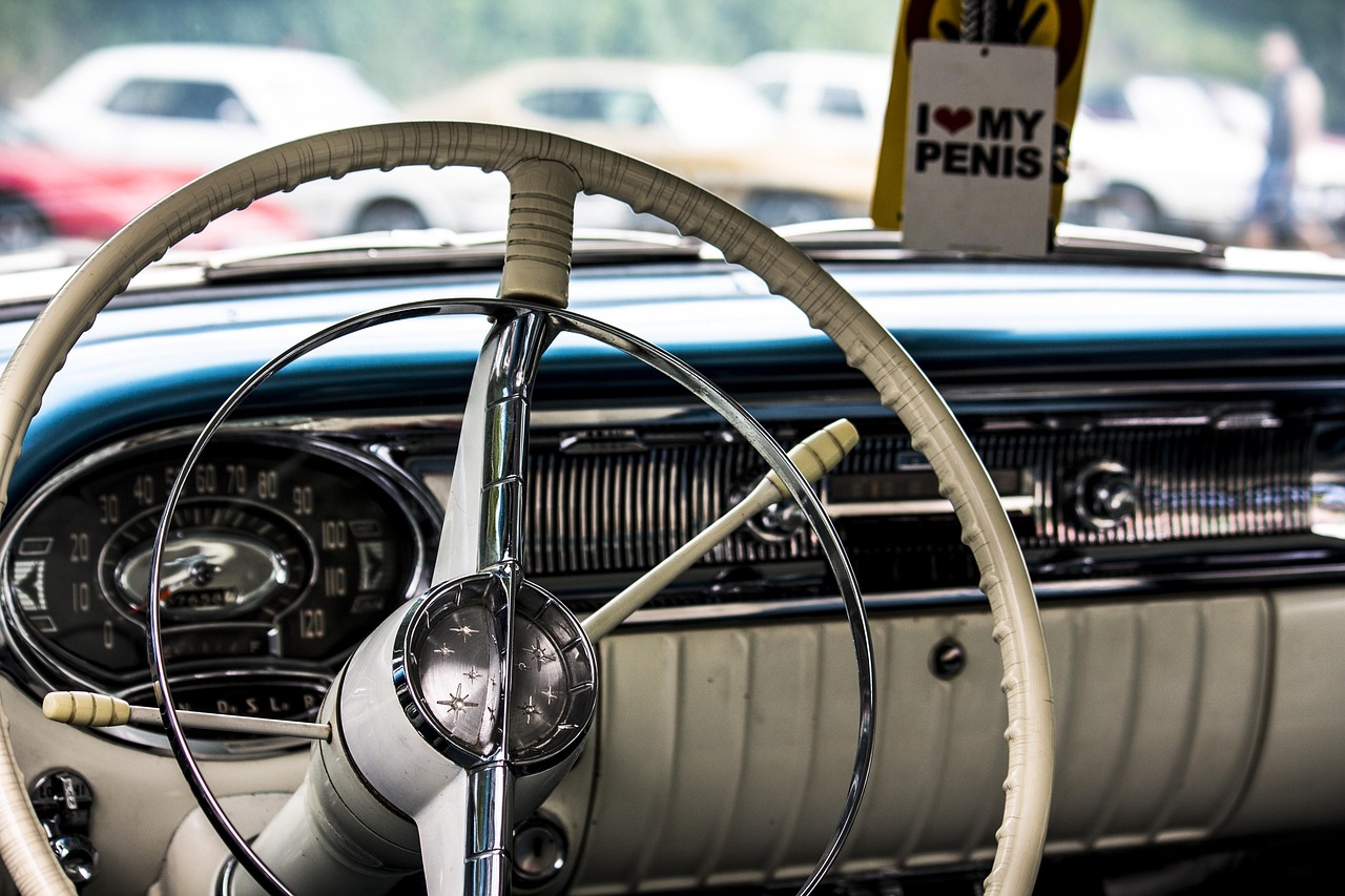 欧曼新款EST超级重卡,重塑行业标准,引领行业新潮流