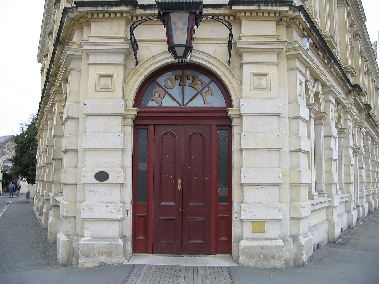 罗茨新温泉酒店,极致舒适与奢华的体验