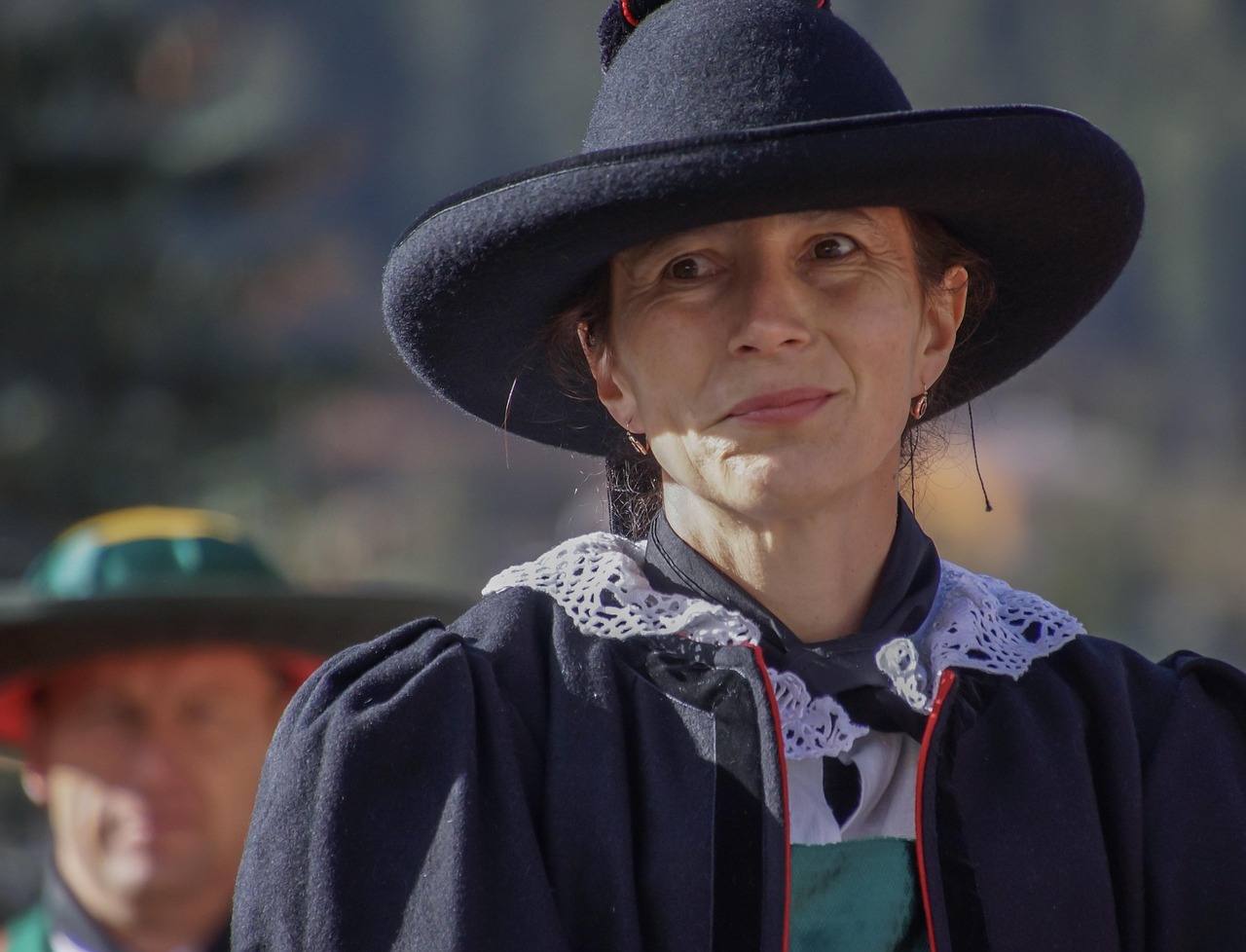 曲云,一生献艺的光影传奇老演员