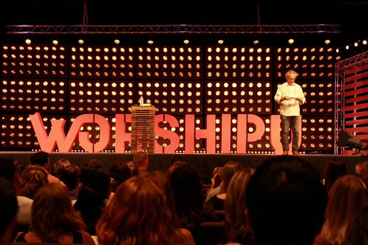 党章书法比赛,传承党的精神之光