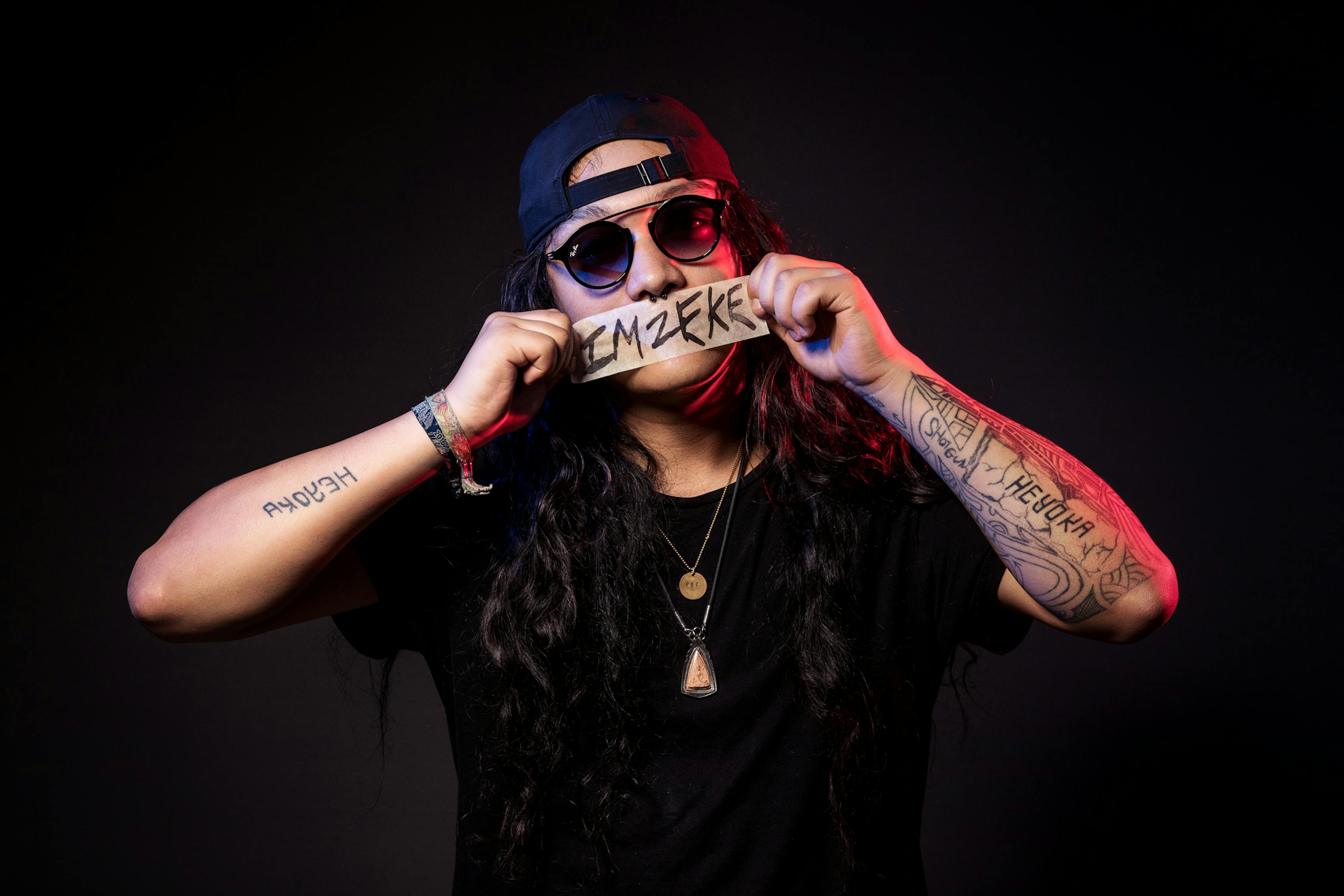 演员入戏之深,探究表演艺术中的情感投入与自我超越的挑战