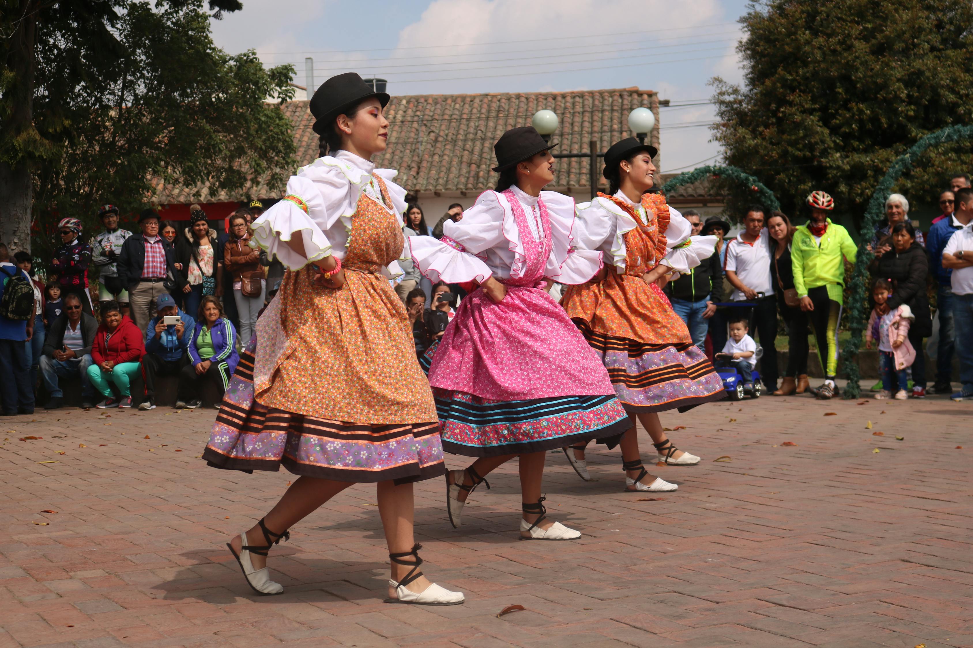 最新亲子舞蹈教程,共享快乐的舞蹈世界,与孩子共舞的乐趣时光