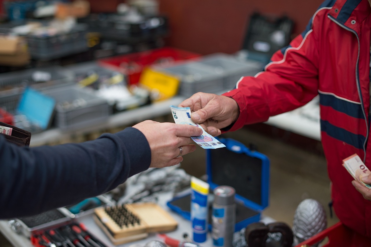 上市连锁药店的经营模式与发展策略探究