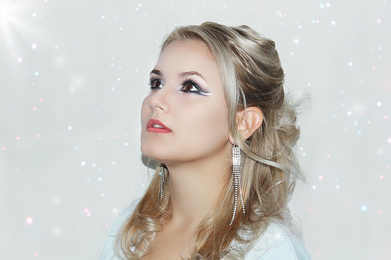 女演员谢娜,舞台上的璀璨之星