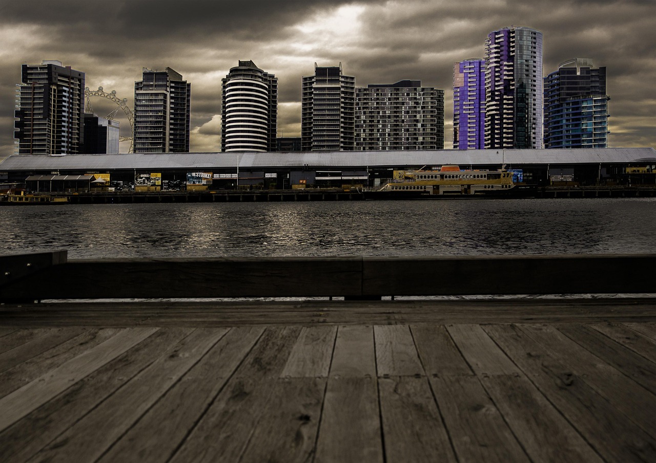 抓的越紧 第8页