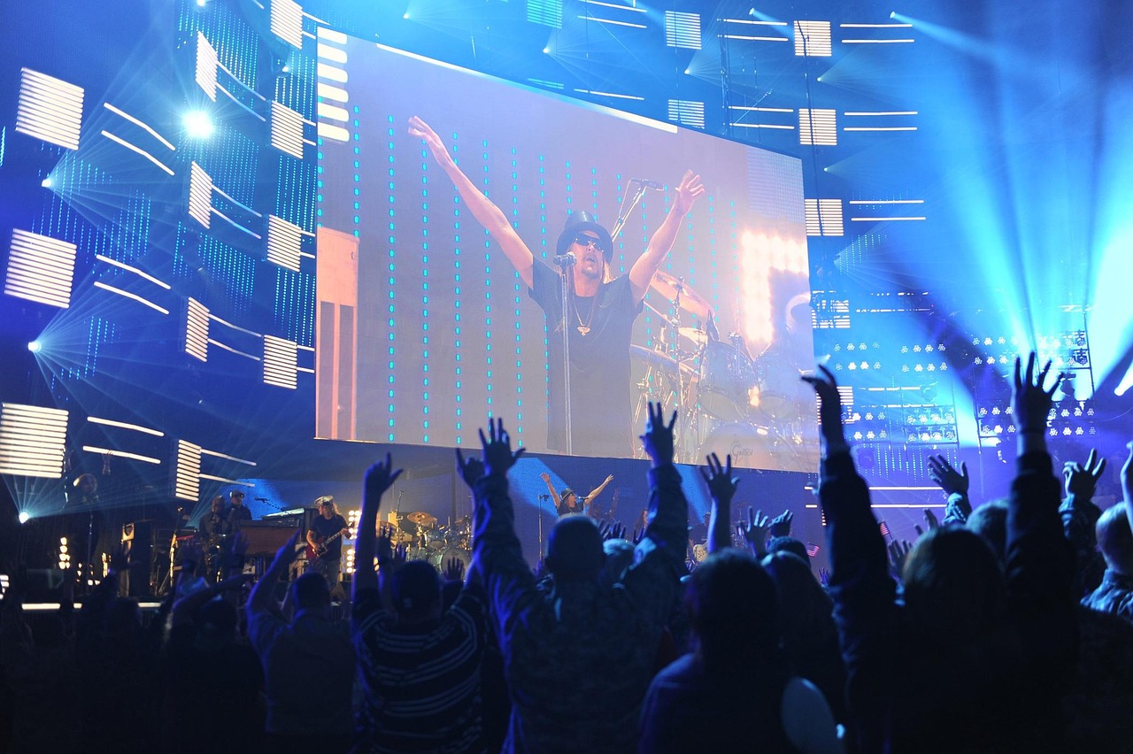 郑亨敦最新综艺节目亮相，再度引发观众热潮