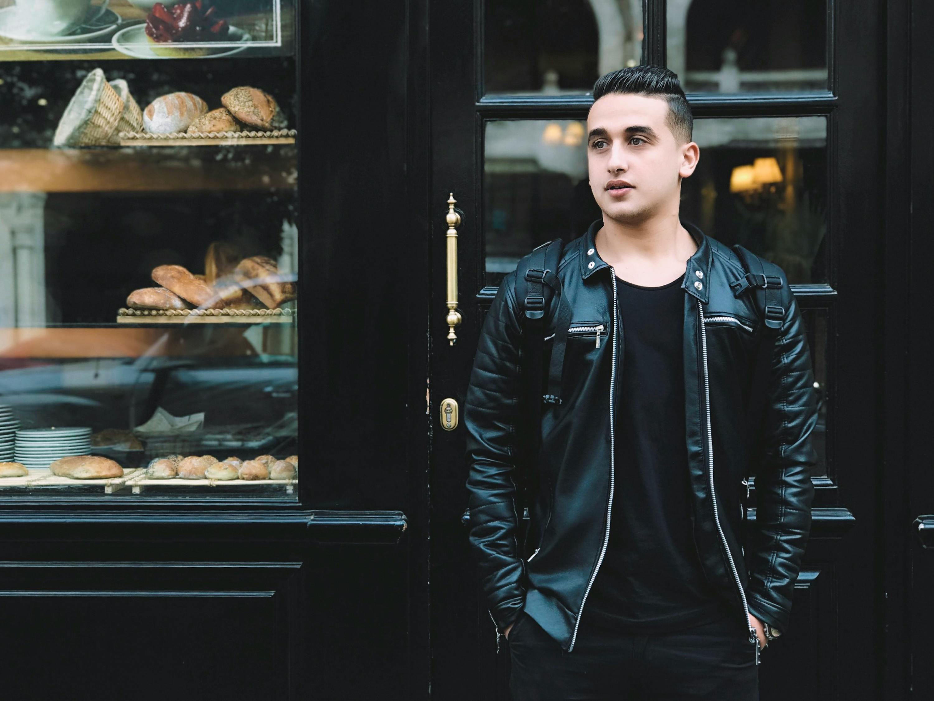 引领潮流的时尚先锋,最新色大哥风采展露