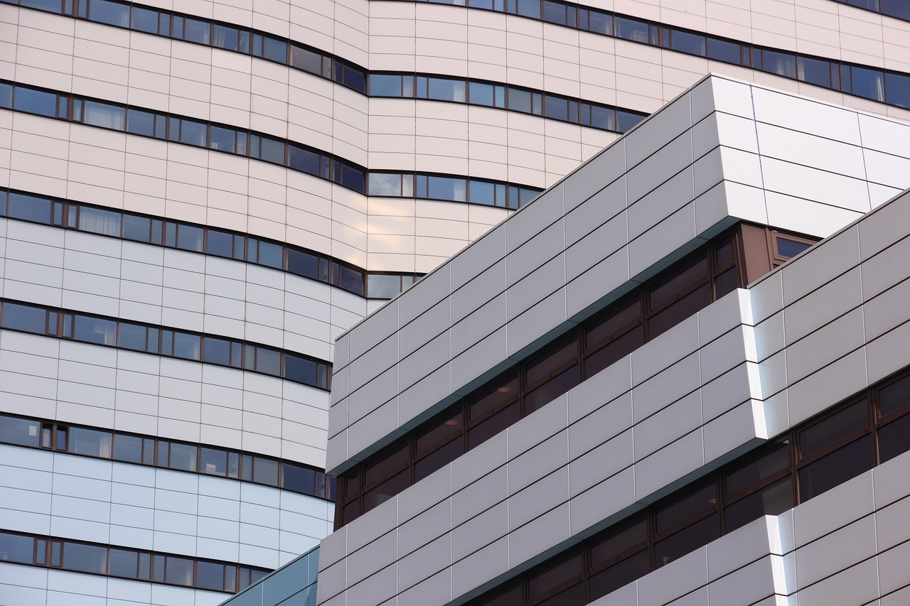 革新科技与未来办公的新趋势,最新折屏电脑引领潮流