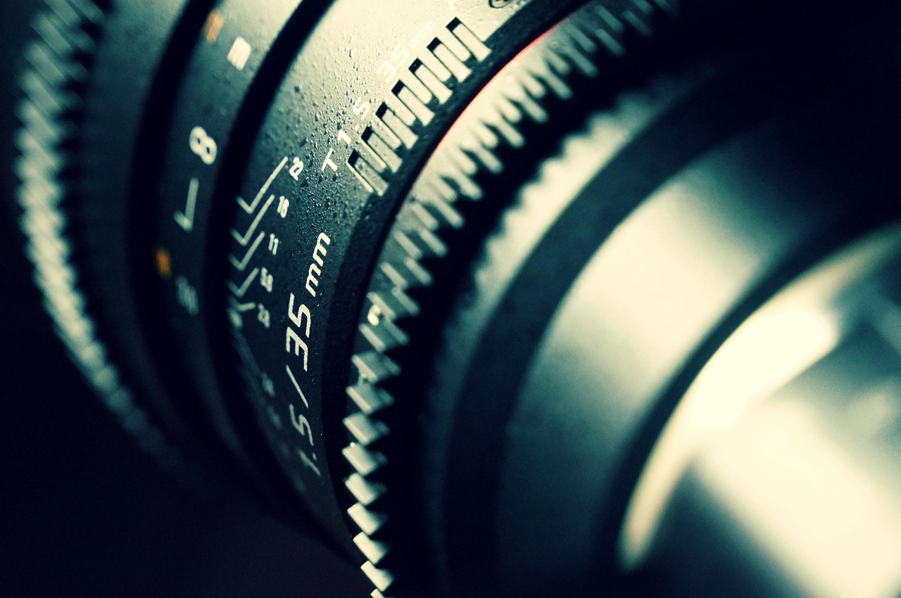 重创电影,挑战与机遇并存