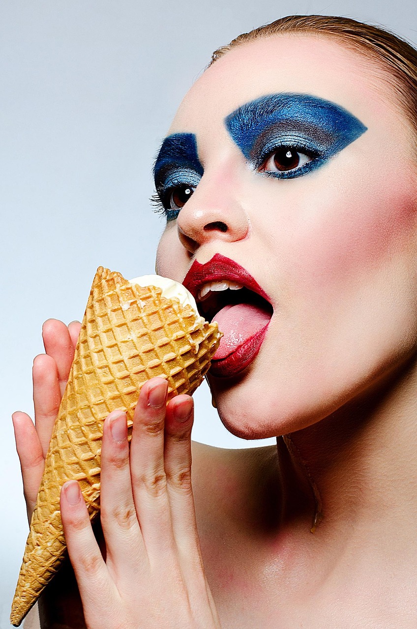 最新美甲款式图片,时尚潮流的灵感发源地