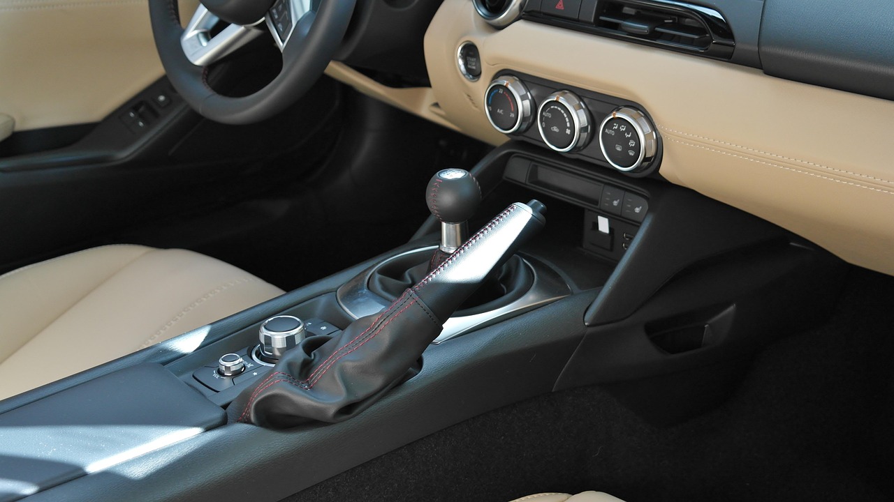 迈巴赫车价格，豪华与性能的完美融合