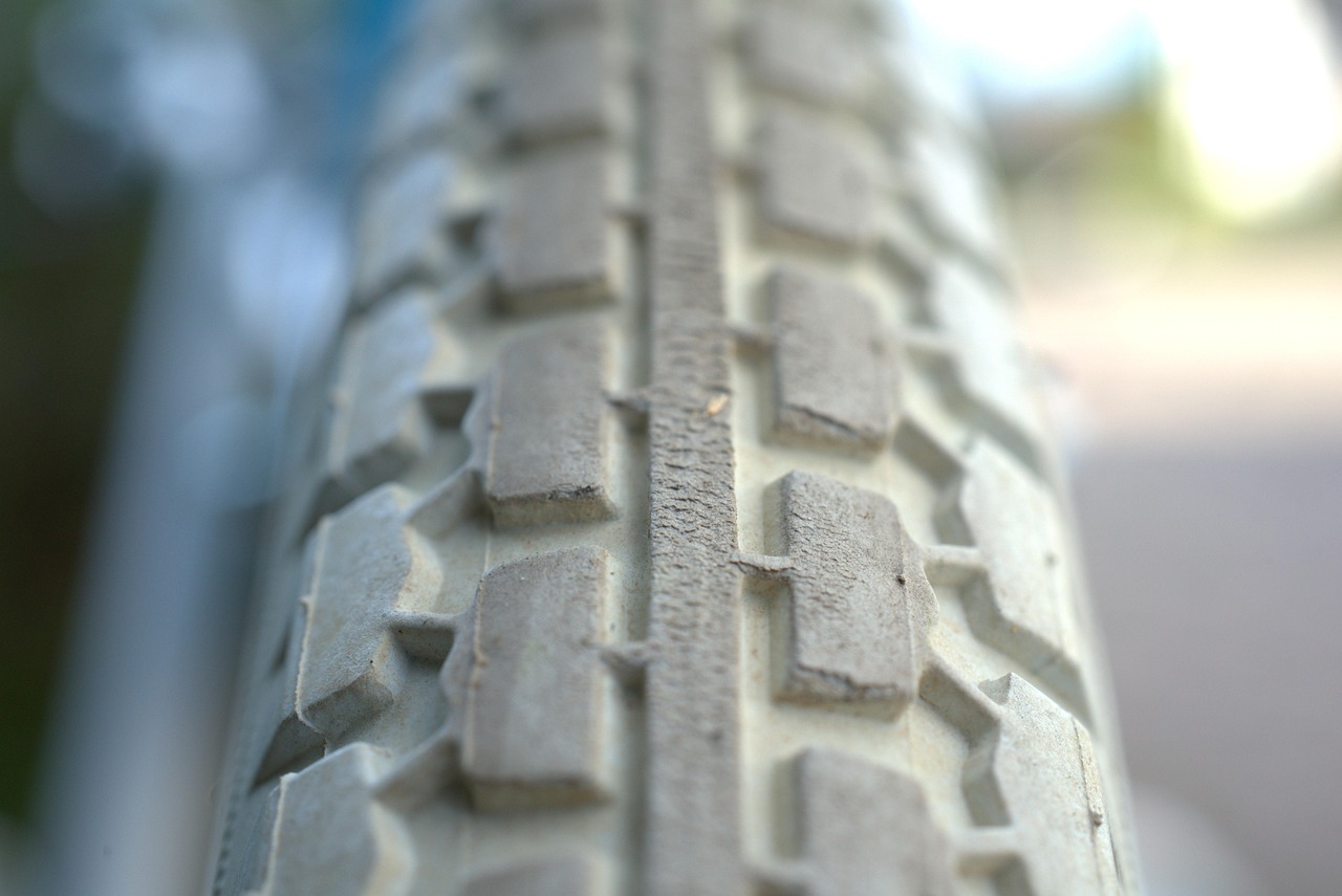 朝阳轮胎215/55R17价格深度解析,购买前必看!