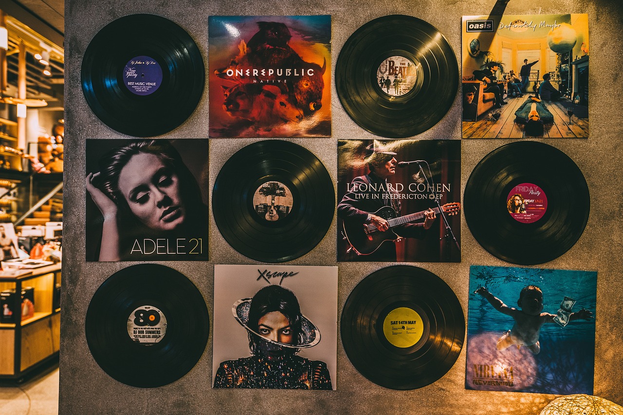 国庆节电影档期,银幕盛宴热闹开启