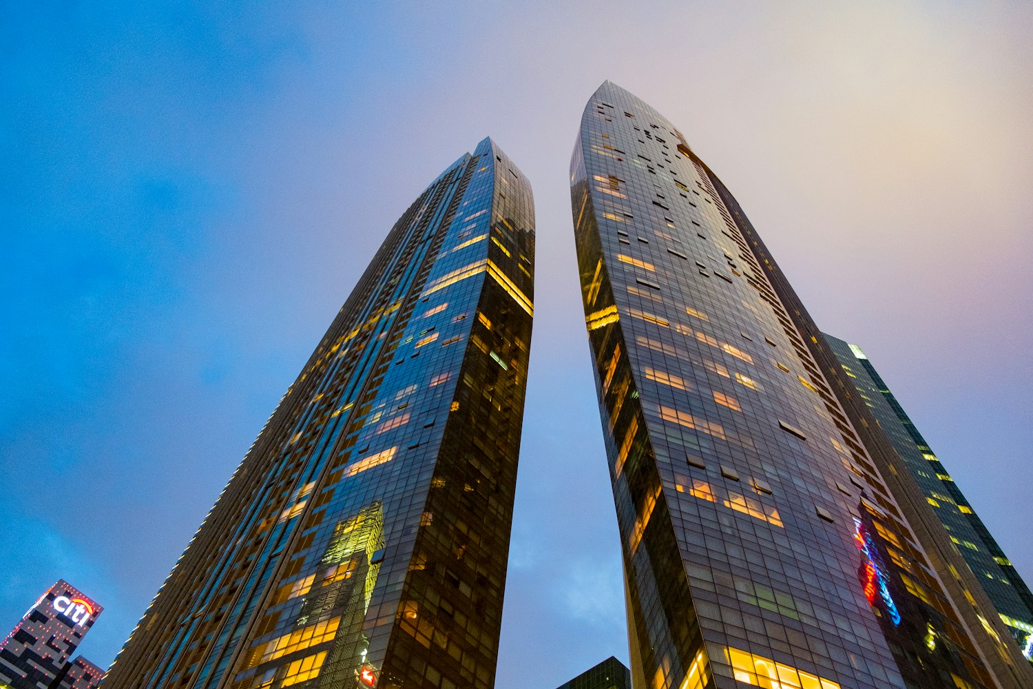 手机上购买股票的入门指南,轻松上手,简单操作!